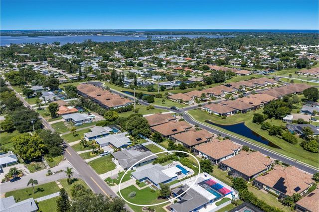 6910 18TH AVENUE W, Bradenton, FL 34209