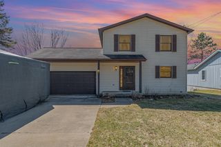 2675 W Lily Lake Road Road, Harrison, MI 48625