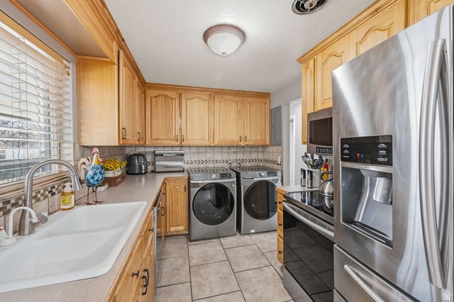 2162 W WESTFIELD CIR, West Jordan, UT 84084