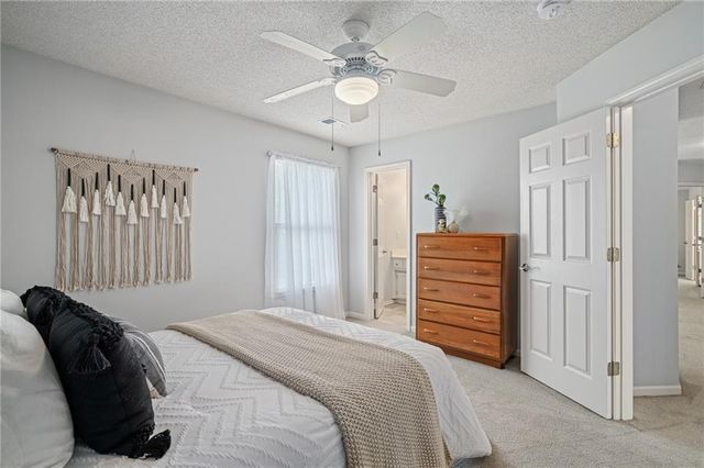 14805 Slater Street, Overland Park, KS 66221