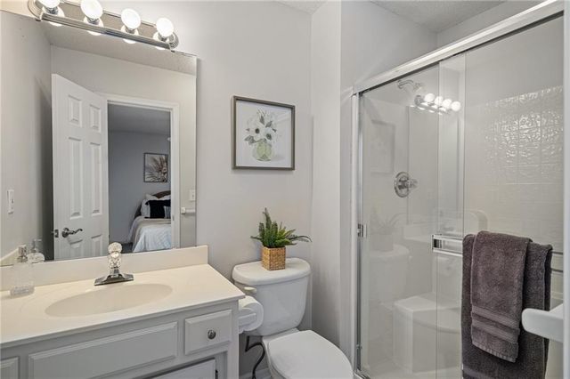 14805 Slater Street, Overland Park, KS 66221