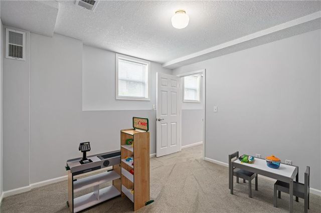 14805 Slater Street, Overland Park, KS 66221