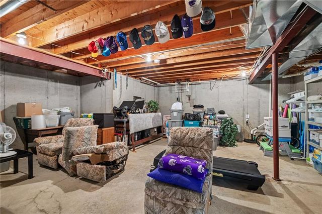 14805 Slater Street, Overland Park, KS 66221