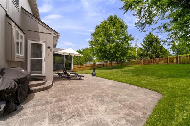 14805 Slater Street, Overland Park, KS 66221