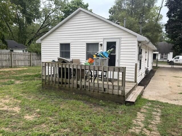 1262 W Langeland Avenue, Muskegon, MI 49442