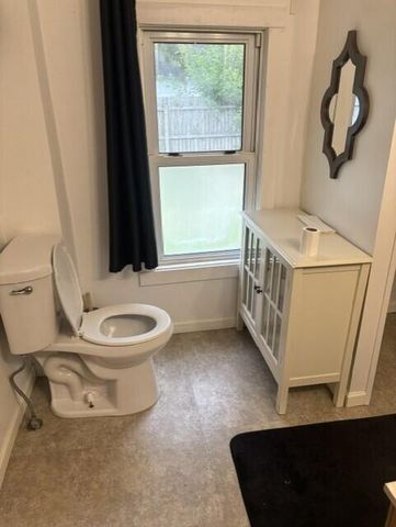 1262 W Langeland Avenue, Muskegon, MI 49442