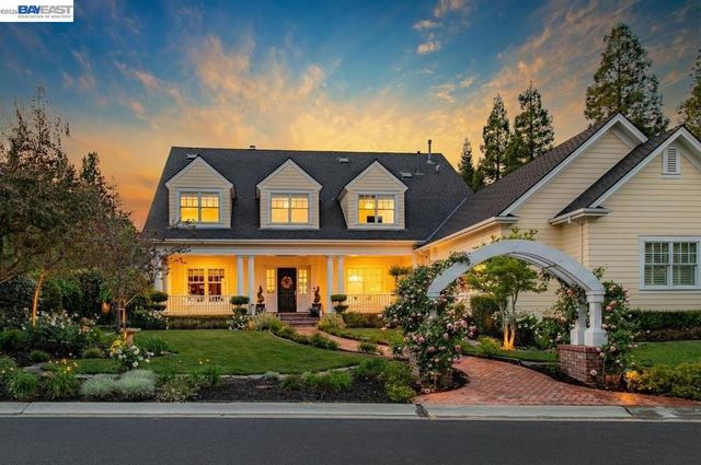 862 Gray Fox Cir, Pleasanton, CA 94566