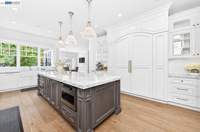 862 Gray Fox Cir, Pleasanton, CA 94566