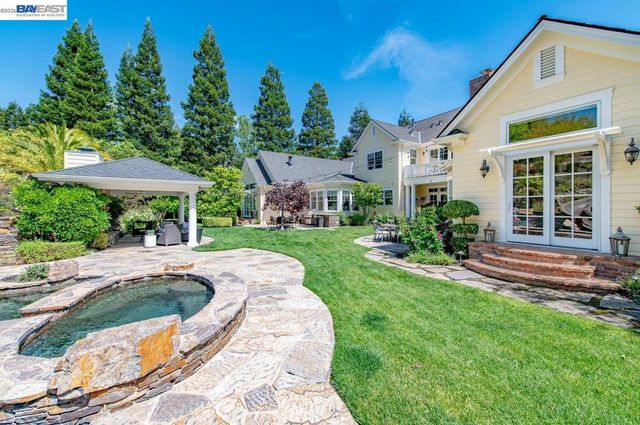 862 Gray Fox Cir, Pleasanton, CA 94566