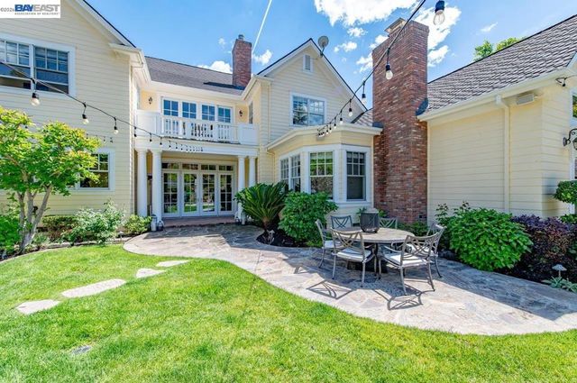 862 Gray Fox Cir, Pleasanton, CA 94566