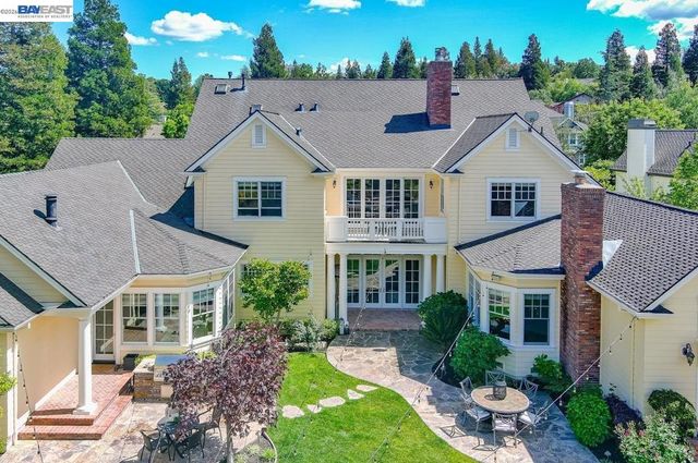 862 Gray Fox Cir, Pleasanton, CA 94566