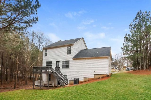 1380 Timber Walk Drive, Loganville, GA 30052