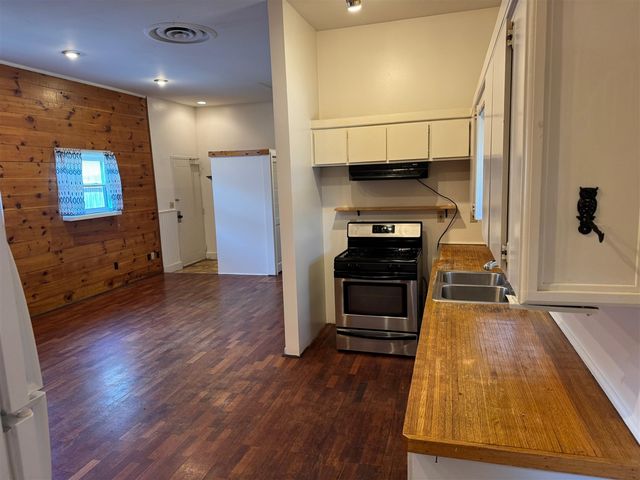 177 S Benson Street, White Cloud, MI 49349