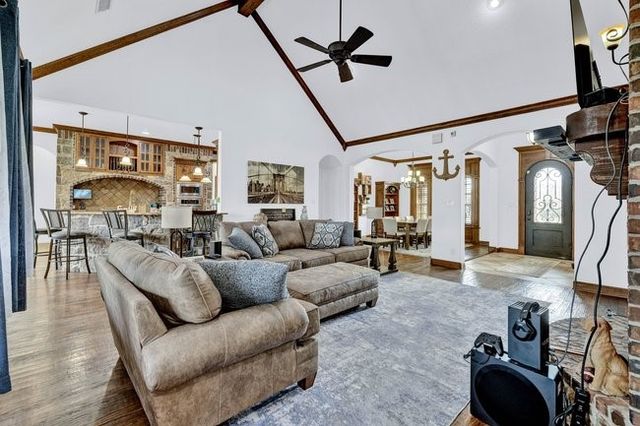 12901 Smokey Ranch Drive, Fort Worth, TX 76052