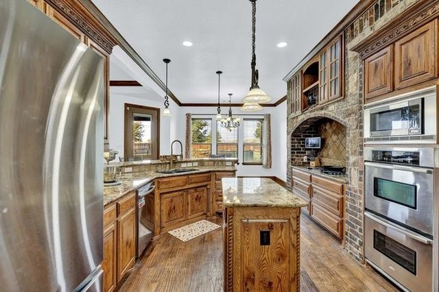 12901 Smokey Ranch Drive, Fort Worth, TX 76052