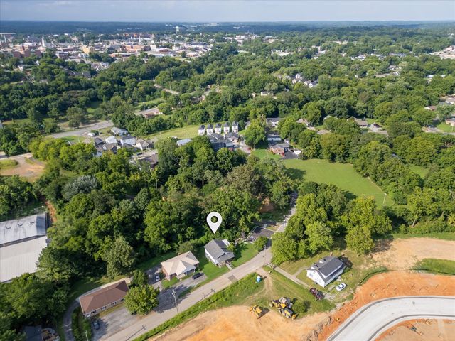 45 Lawn St, Clarksville, TN 37040