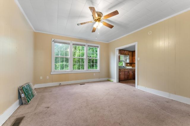 45 Lawn St, Clarksville, TN 37040