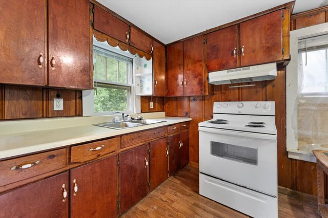 45 Lawn St, Clarksville, TN 37040