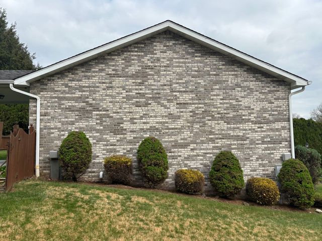 209 Falcon Ridge DRIVE, New Kensington, PA 15068