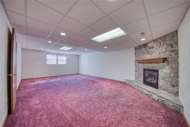 209 Falcon Ridge DRIVE, New Kensington, PA 15068
