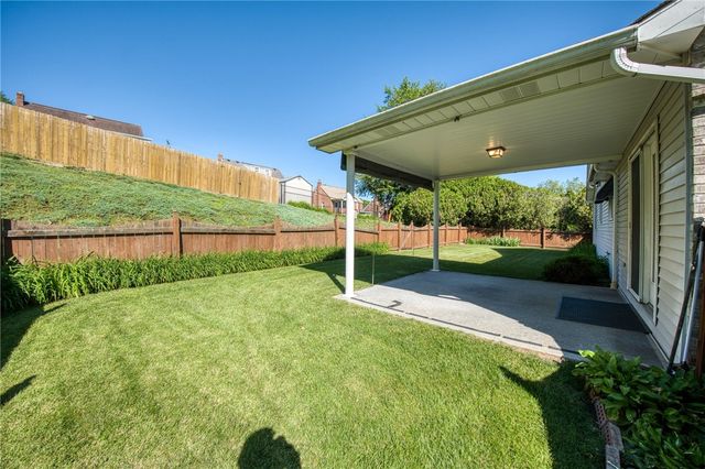 209 Falcon Ridge DRIVE, New Kensington, PA 15068