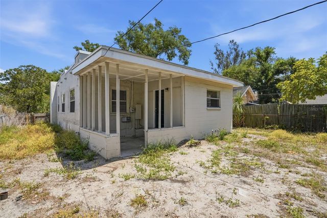 1909 19TH STREET S, St Petersburg, FL 33712