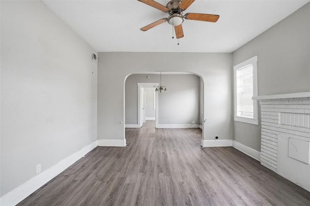 1909 19TH STREET S, St Petersburg, FL 33712