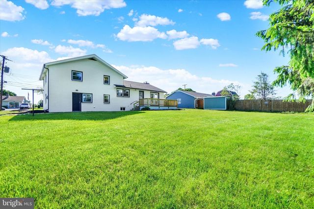 2330 BIRCH RD, York, PA 17408