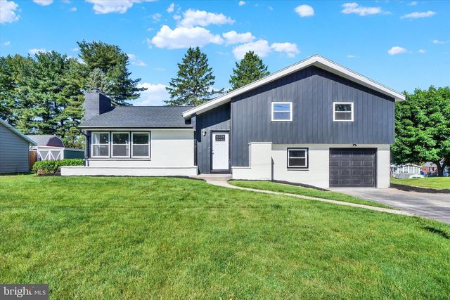 2330 BIRCH RD, York, PA 17408