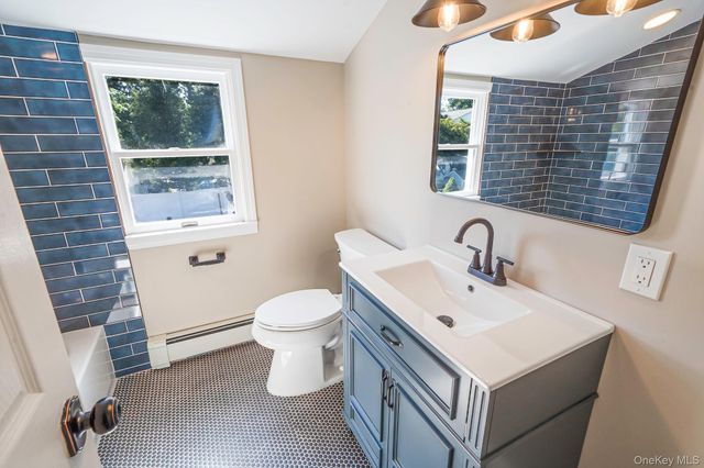 273 Cambon Avenue, Saint James, NY 11780