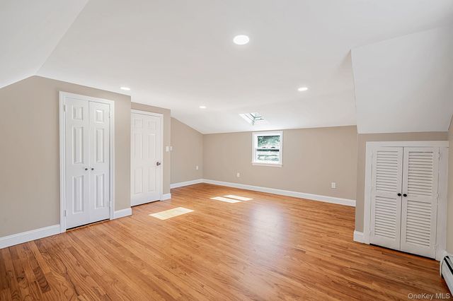 273 Cambon Avenue, Saint James, NY 11780