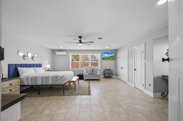 1802 Ursuline Street, Galveston, TX 77550