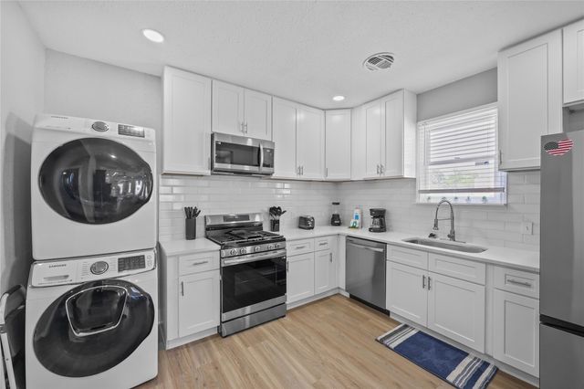 1802 Ursuline Street, Galveston, TX 77550