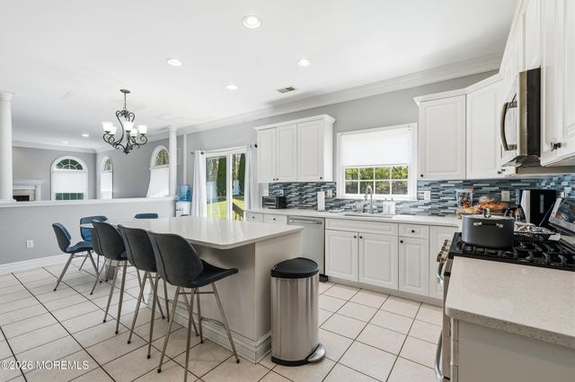 58 Georgetown Road, Eatontown, NJ 07724