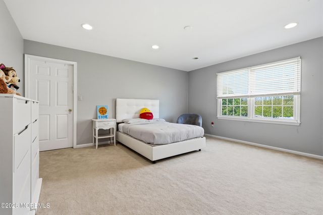 58 Georgetown Road, Eatontown, NJ 07724