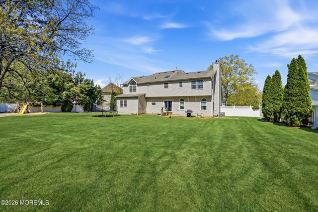 58 Georgetown Road, Eatontown, NJ 07724
