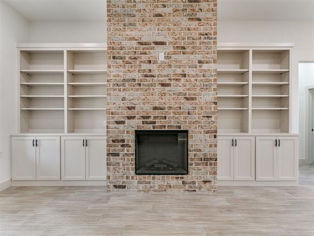 15919 Vernon Circle, Newalla, OK 74857