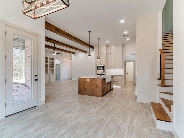 15919 Vernon Circle, Newalla, OK 74857