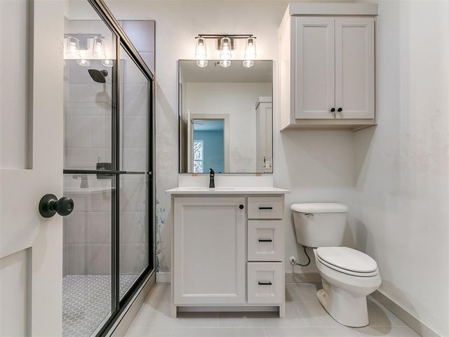 15919 Vernon Circle, Newalla, OK 74857