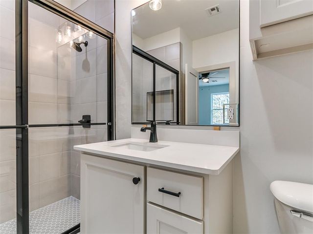 15919 Vernon Circle, Newalla, OK 74857