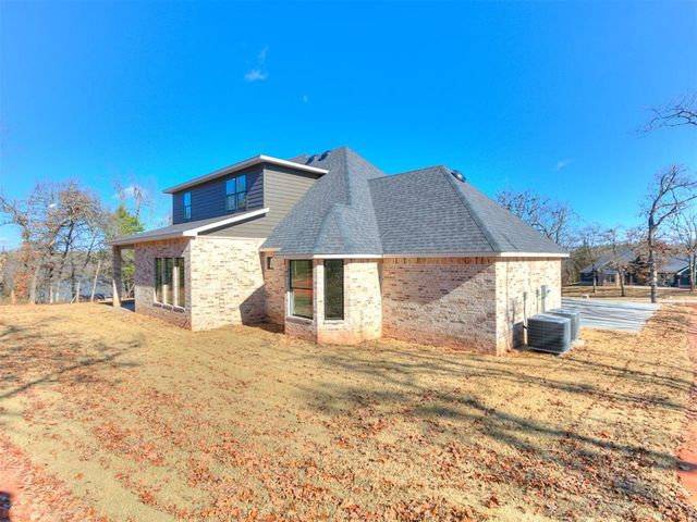15919 Vernon Circle, Newalla, OK 74857