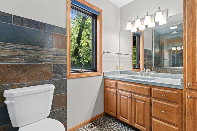 2595 86th Court W, Northfield, MN 55057