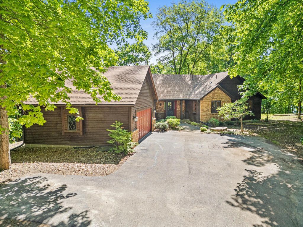 2595 86th Court W, Northfield, MN 55057