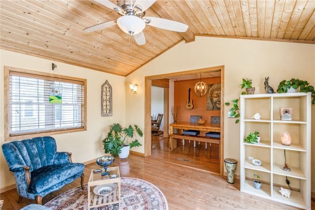 1017 Langenberg Ave, Iowa City, IA 52240