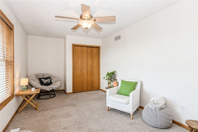 1017 Langenberg Ave, Iowa City, IA 52240