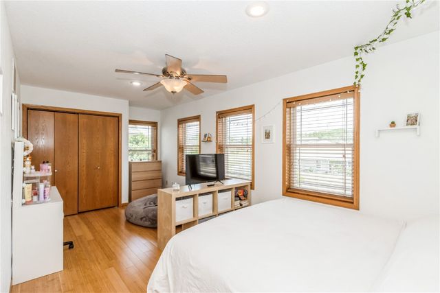 1017 Langenberg Ave, Iowa City, IA 52240