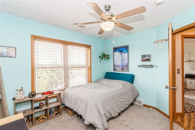 1017 Langenberg Ave, Iowa City, IA 52240