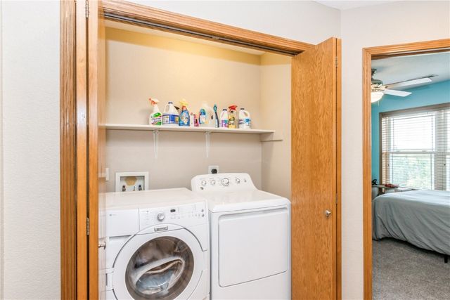 1017 Langenberg Ave, Iowa City, IA 52240