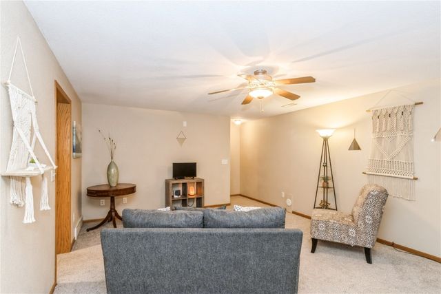 1017 Langenberg Ave, Iowa City, IA 52240