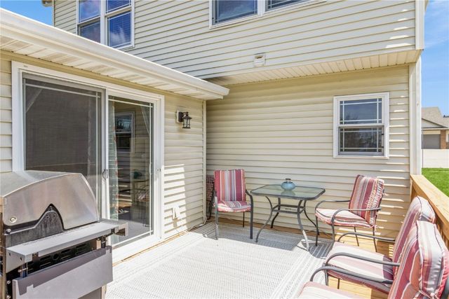 1017 Langenberg Ave, Iowa City, IA 52240